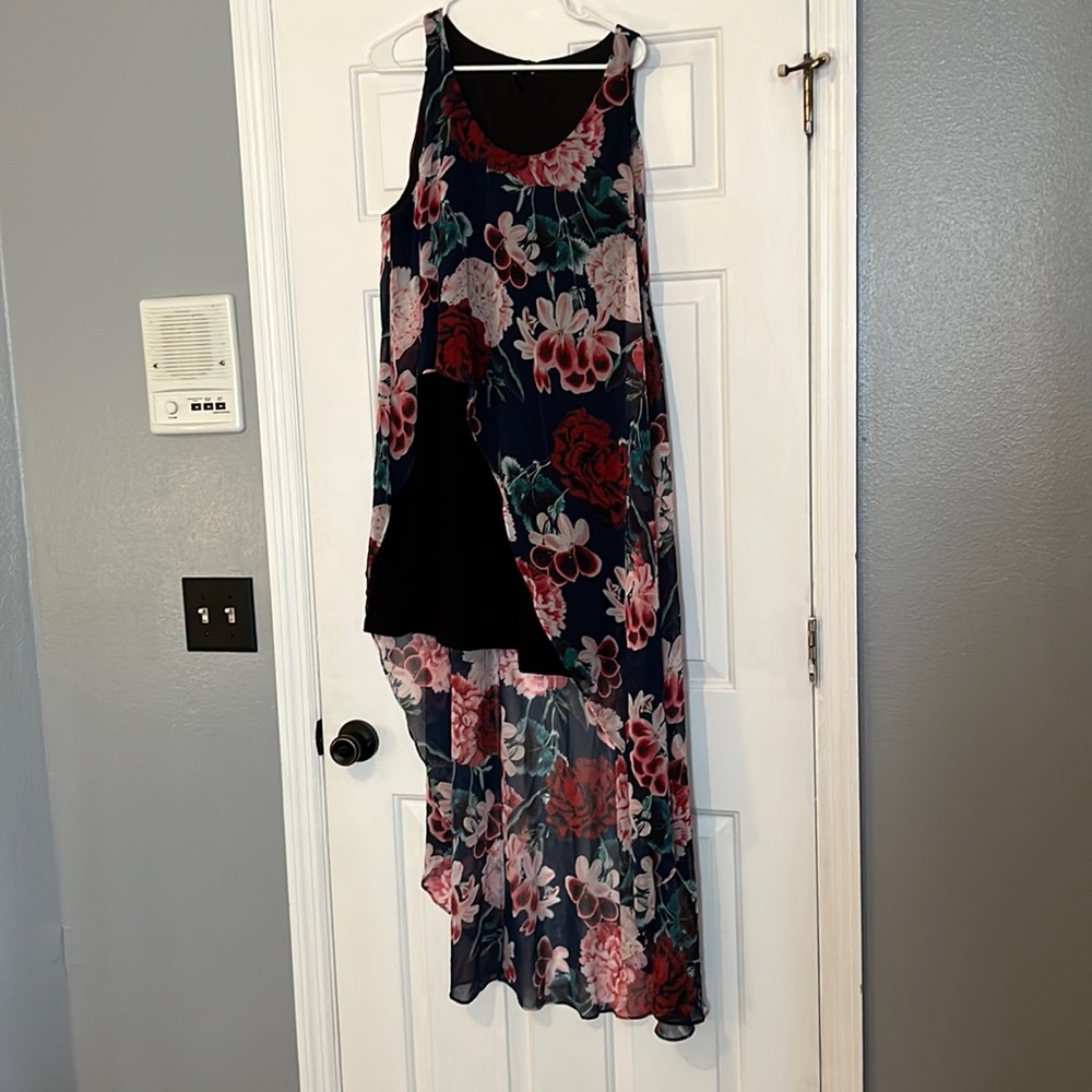 Bebe black floral asymmetrical dress great for wedding